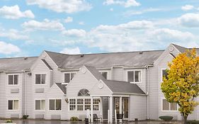 Baymont By Wyndham Henrietta - Rochester